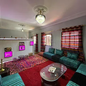 Calm Close To Airport Of Marrakech Appartement